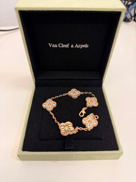 Pack pulseira/brinco/colar van cleef