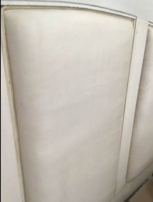 Cabeceira grande - Large double headboard.