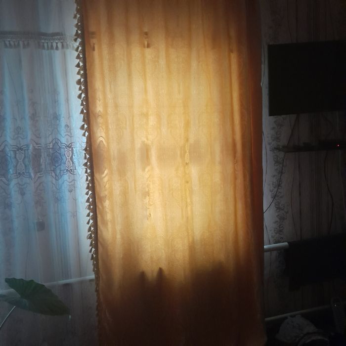 Продам штори на вікна