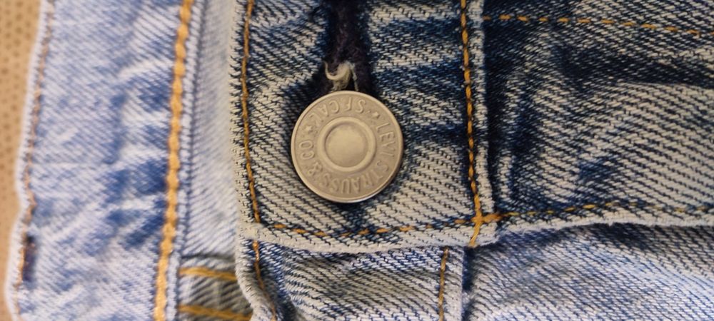 Мужские джинсы Levis