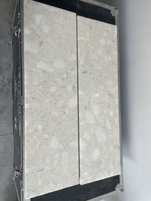 Parapety marmurowe  2 szt