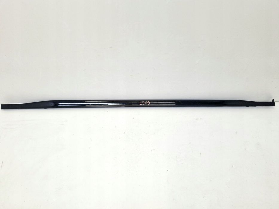 vw golf 8 viii 5h0 r-line próg nakładka listwa progowa prawa ładna