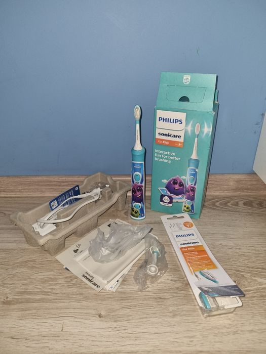 Philips Sonicare For Kids szczoteczka soniczna + 4 nowe końcówki