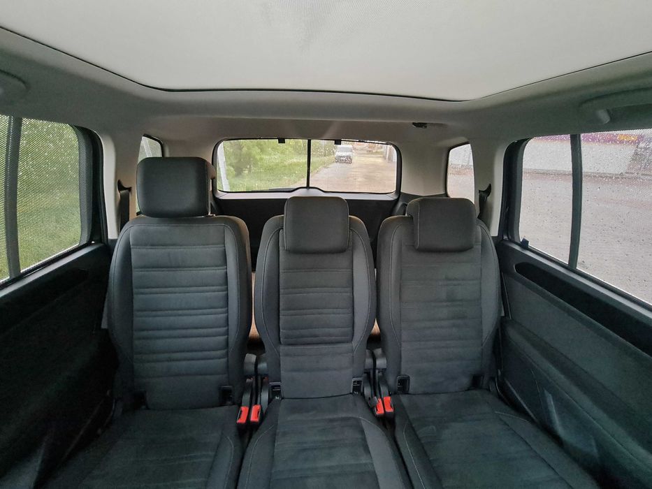VW TOURAN FULL LED kamera hak panorama 2.0 150km automat