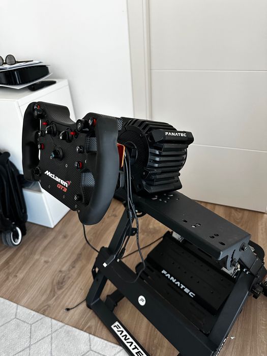 Simracing - Fanatec GT DD Pro 5nm / Fanatec McLaren GT3 V2 / NLR wheel stand 2.0