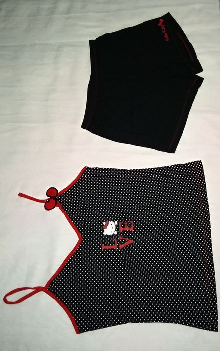 Women's Cotton Pajama Set with Shorts and Straps for Summer 'Hello Kitty'64751663917699121