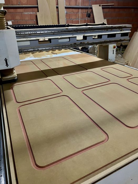 Współpraca B2B – Stałe wykorzystanie plotera CNC InfoTec 3121 PRO