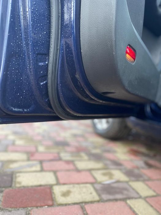 Продам Фольксваген Тоуран 2006г.в. 1,9 турбодизель