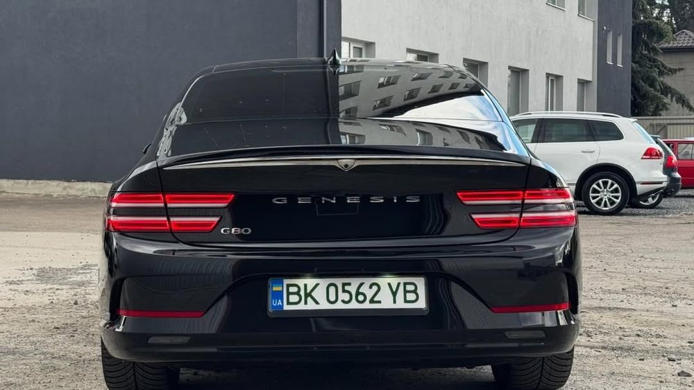 Hyundai Group, Genesis (Генезіс) G80