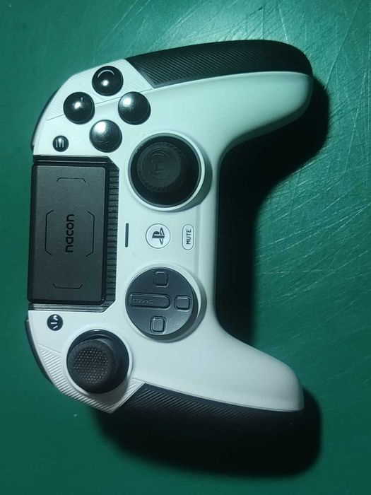 NACON Kontroler Revolution Revolution 5 Pro PS4 PS5 PC bezprzewodowy