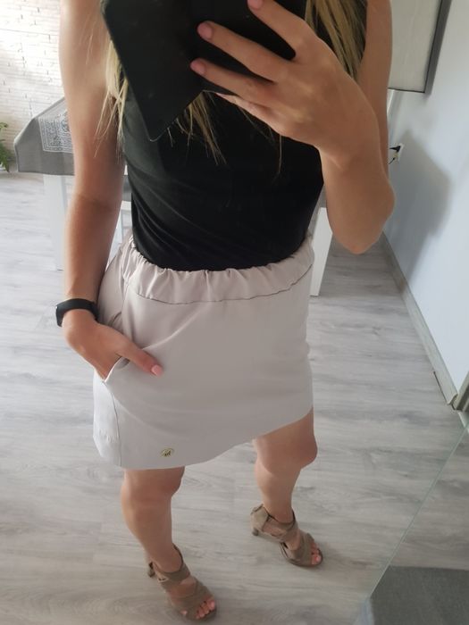 Spódniczka mini szara z kieszeniami L 40