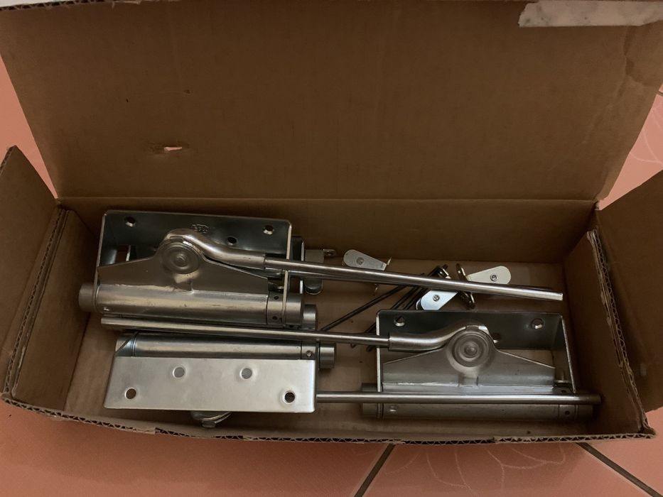 Пружинный доводчик дверей "IBFM" 91003 (морозостойкий) Италия