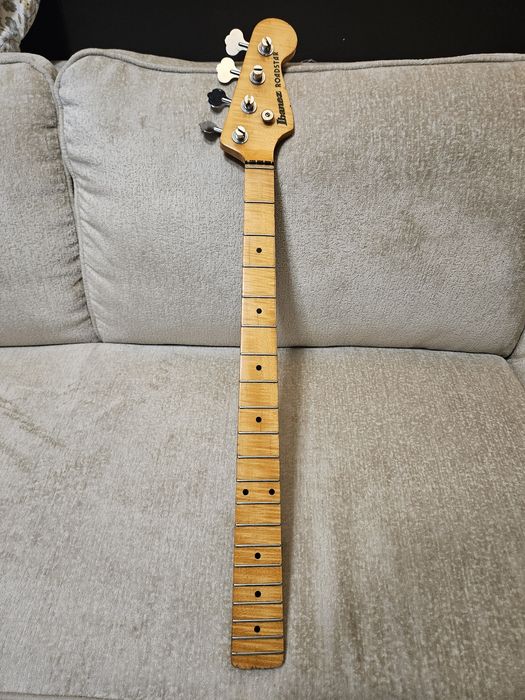 Gryf ala fender Ibanez Roadstar