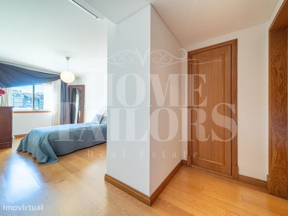 Apartamento T2 com Garagem e Arrecadação , Sala de Estar e Jantar e...