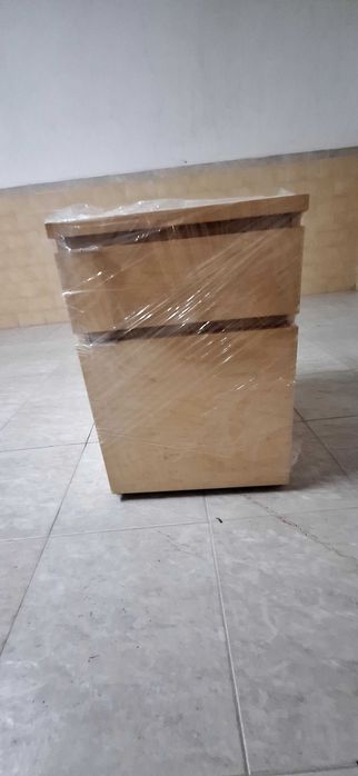 Armário apoio secretária