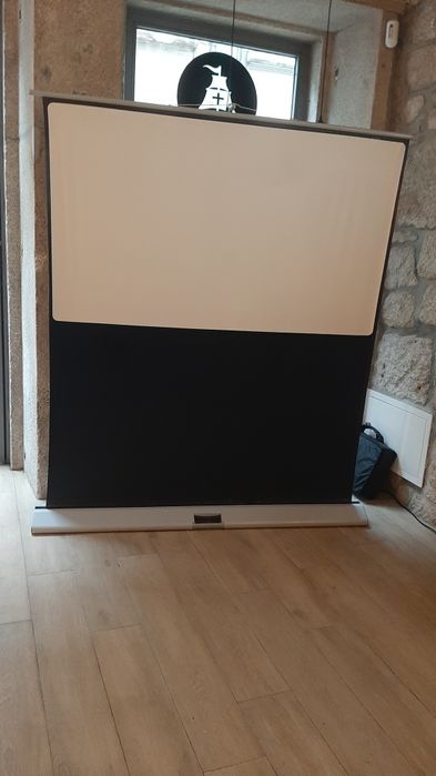 Aluguer de Projector video (projetor)