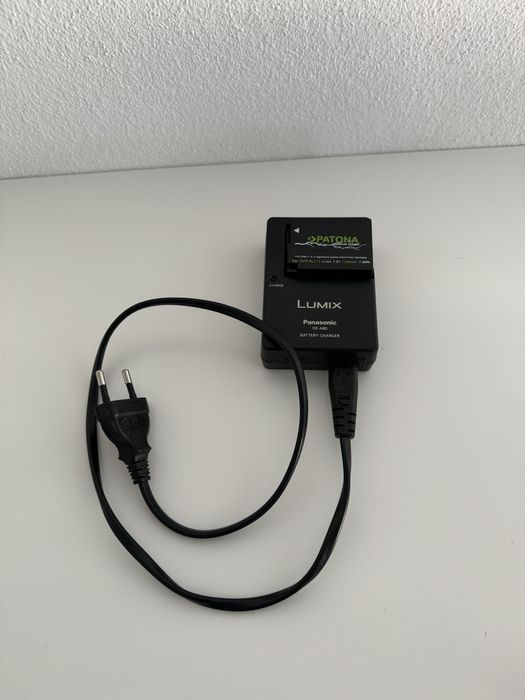 Carregador Panasonic + bateria