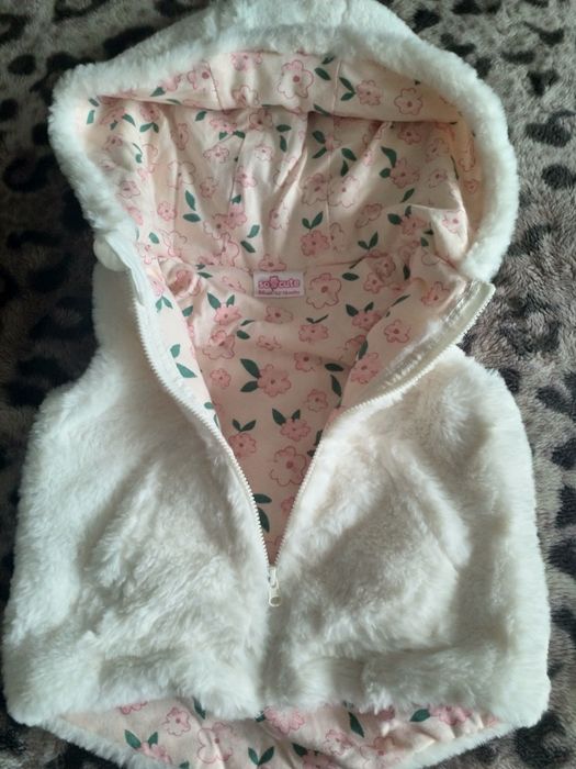 Białe bolerko, bezrękawnik, futerko do chrztu