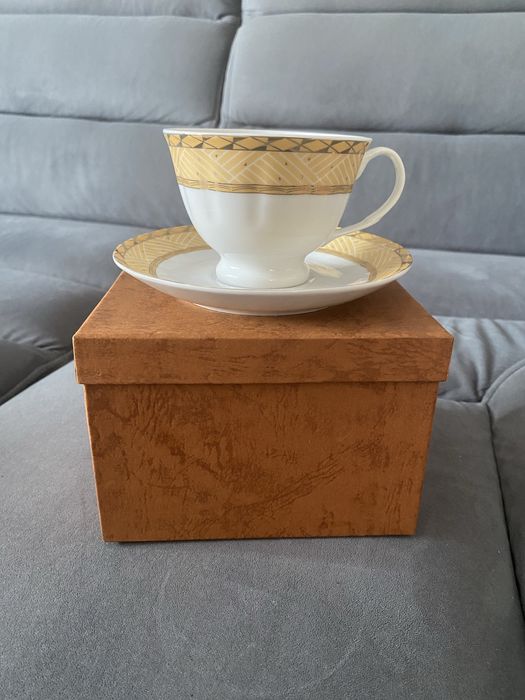 Porcelana filiżanka z talerzykiem