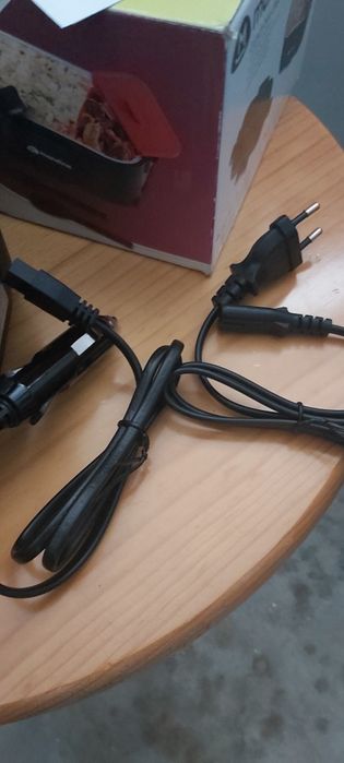 Lancheira Eléctrica/Portátil Nova Mandine