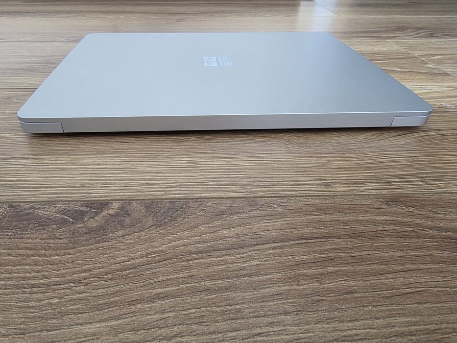 Laptop Surface 7 13 C10 16/256GB W11