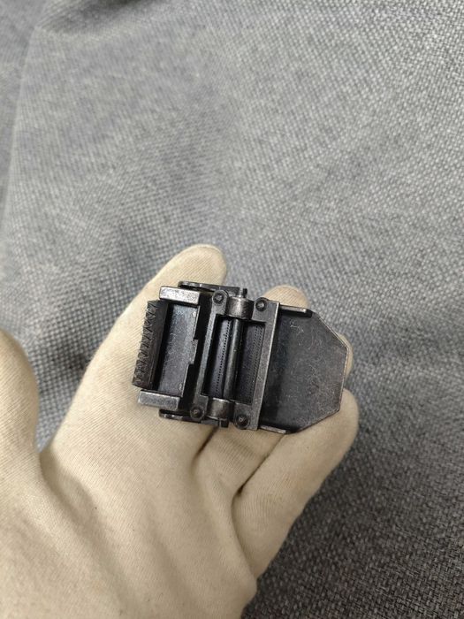 Пряжка для ременя мисливська собака пес сіра металева чоловіча ременна