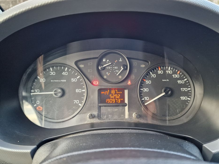 Peugeot partner comercial