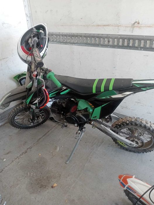 Moto pitbike 125