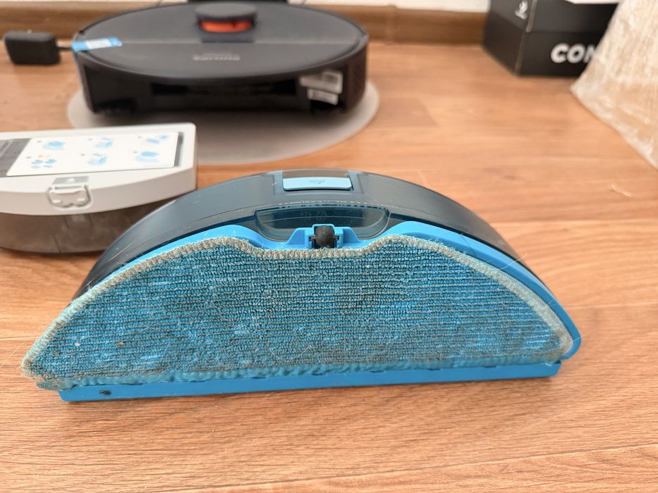 Робот пилосос Philips