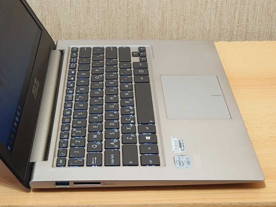 Сучасний тонкий ноутбук Asus ZenBook UX32A Intel Core i5-3317U RAM 10Gb SSD 128Gb Батарея 10годин (нова батарея). В ідеальному стані.