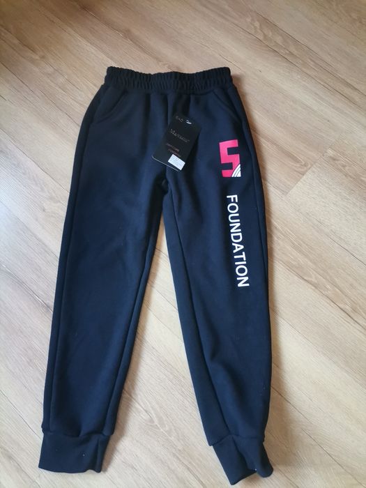 Spodnie nowe z metką