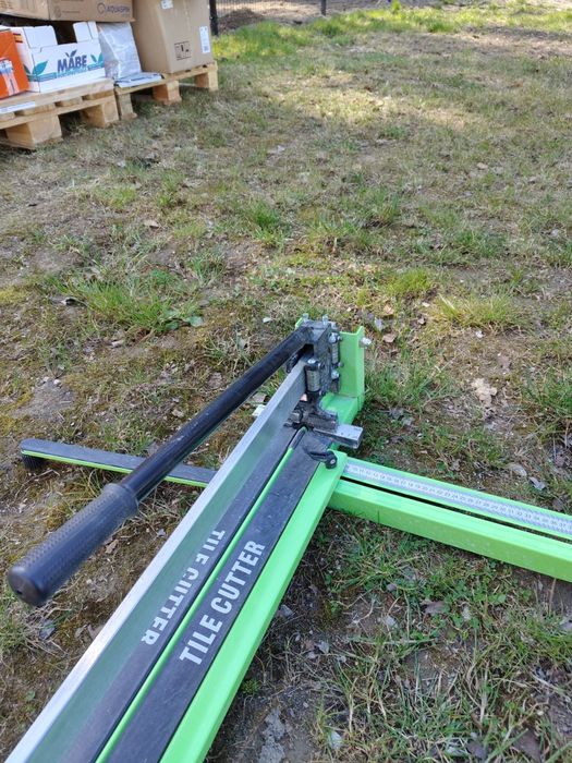 Przecinarka do glazury terakoty gresu