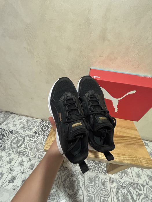 Кросівки жіночі PUMA