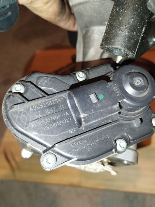 Megane 2 fase 2 / Travão de mão, Fita de Airbag, massa ar