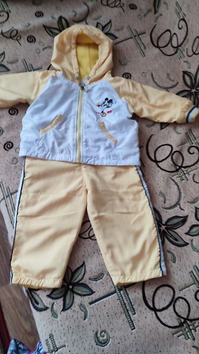 Костюм для девочки на тёплую весну осень
