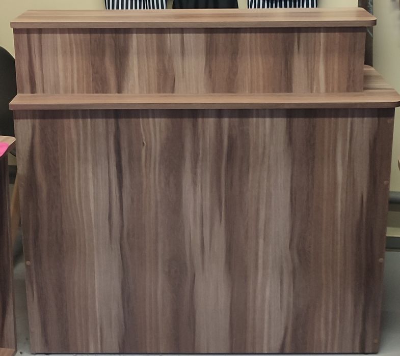 Biurko Lada sklepowa szer. 110 cm wys.105 cm  gł. 45 cm