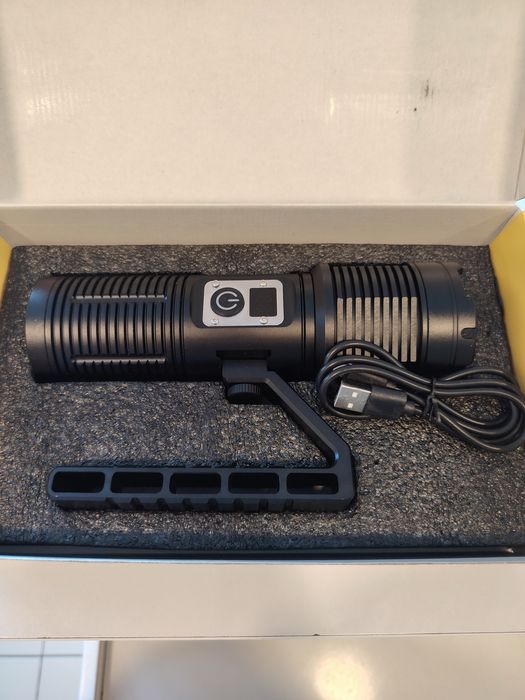 XHP160  - 16 LED's - 5.000 lúmens – alta potência e longo alcance