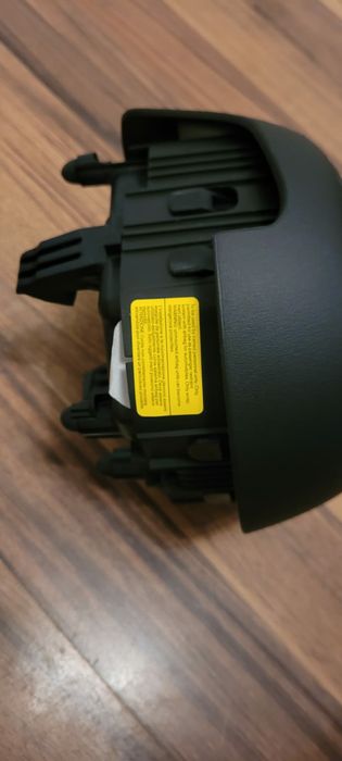 Продаю оригинальную подушку безопасности Jeep Avenger