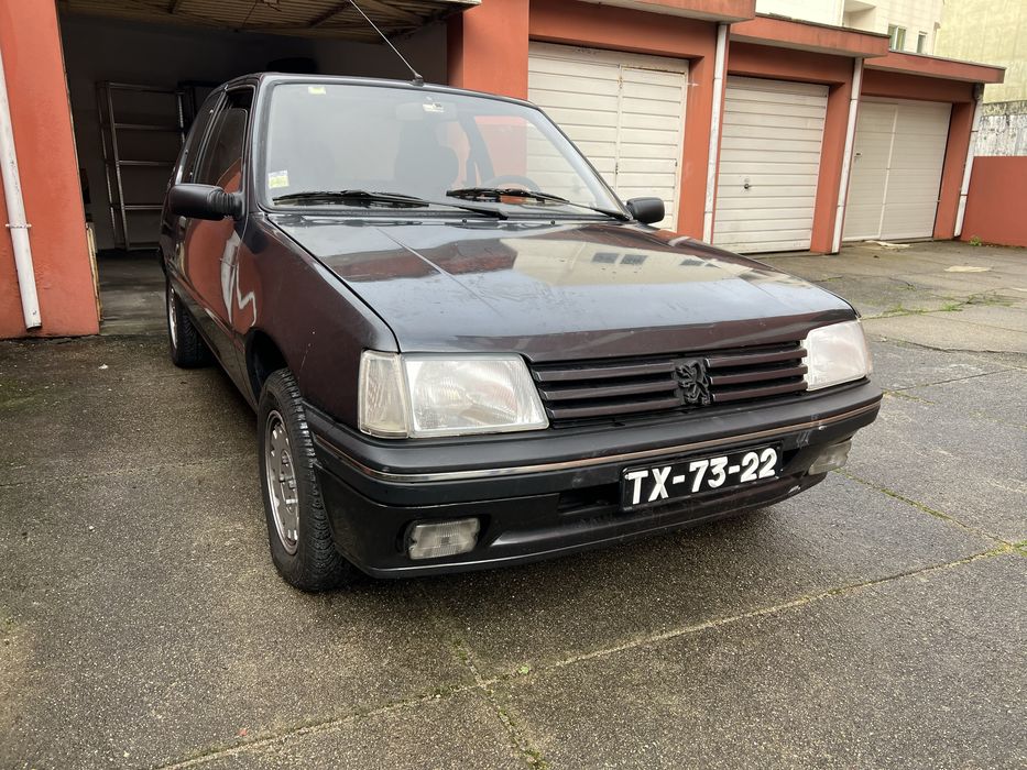 Peugeot   205 XR