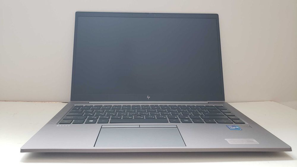Ультрабук HP ZBook Firefly 14 G8 14" 1920x1080 IPS i7-1185G7 16GB DDR4 512GB Intel Iris Xe Graphics Ноутбук