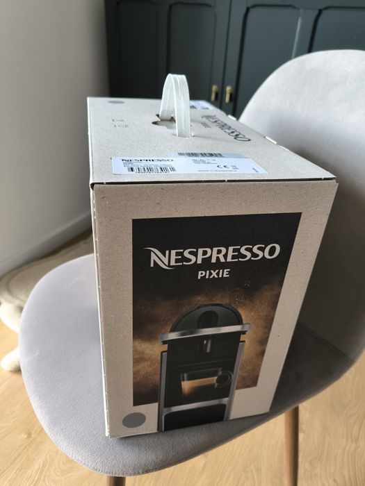 Nespresso Pixie Coffee Machine NOVA64750784629891121