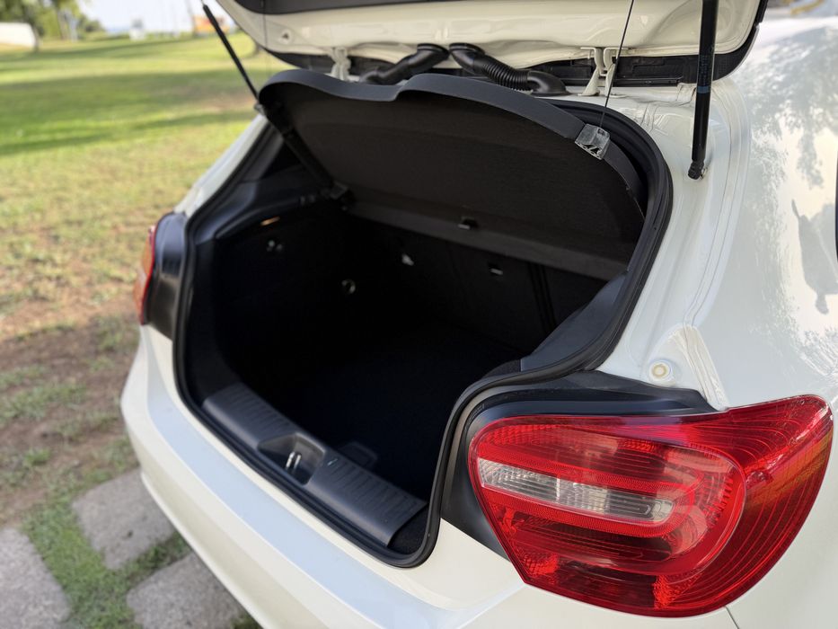 Mercedes A180d |