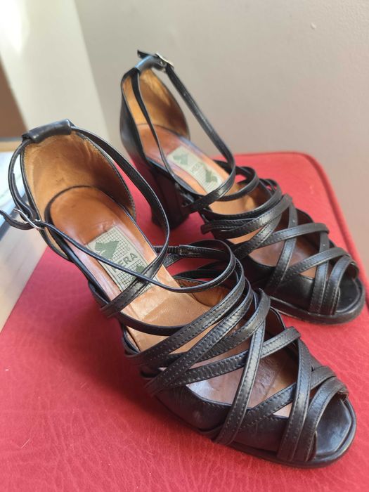 Sapatos em pele, vintage