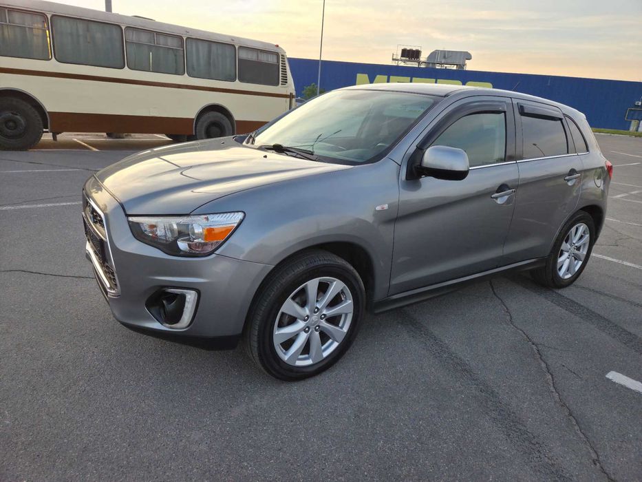 Mitsubishi Outlander Sport 2015 H-Line
