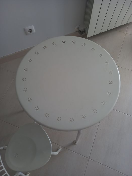 Mesa e cadeira criança  IKEA