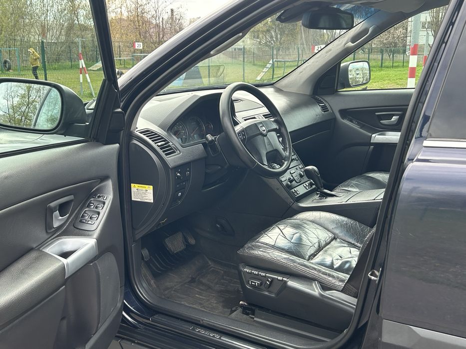 Volvo XC90 D5 2.4 дизель