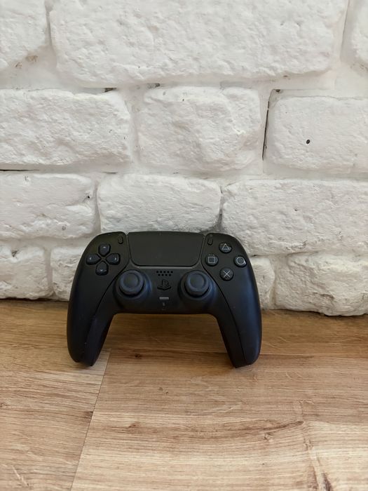 Pad do konsoli ps5
