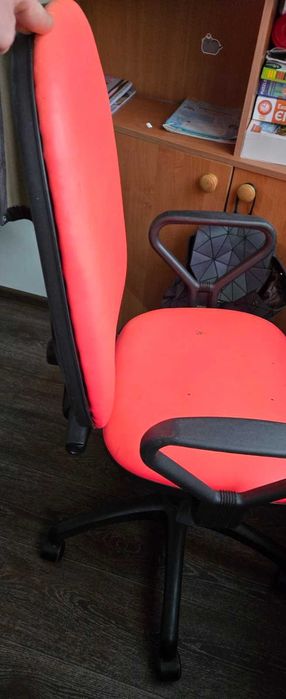 дитячий стілець для школи дівчачий