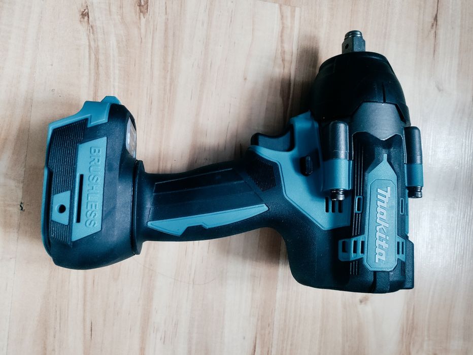 Klucz udarowy Makita DTW 700,od 700 do 1000nm