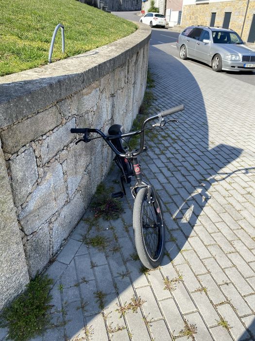 Bmx praticamente nova